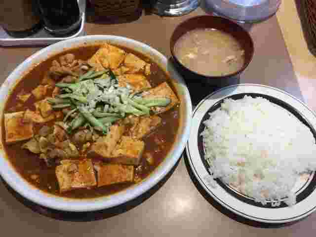 キッチンABCのジャンカラ定食