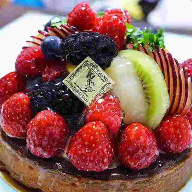 ホールケーキ