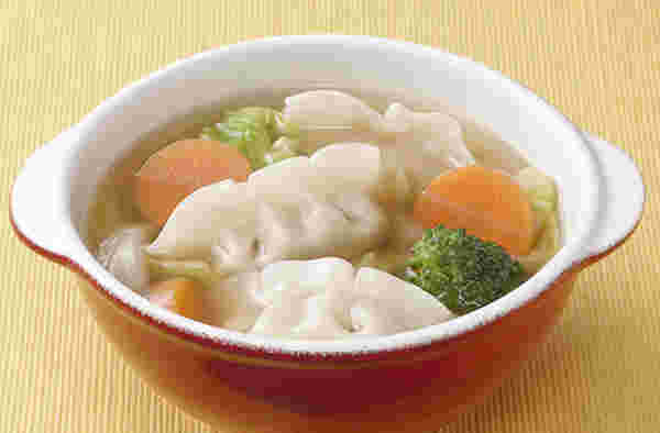 水餃子のコンソメスープ
