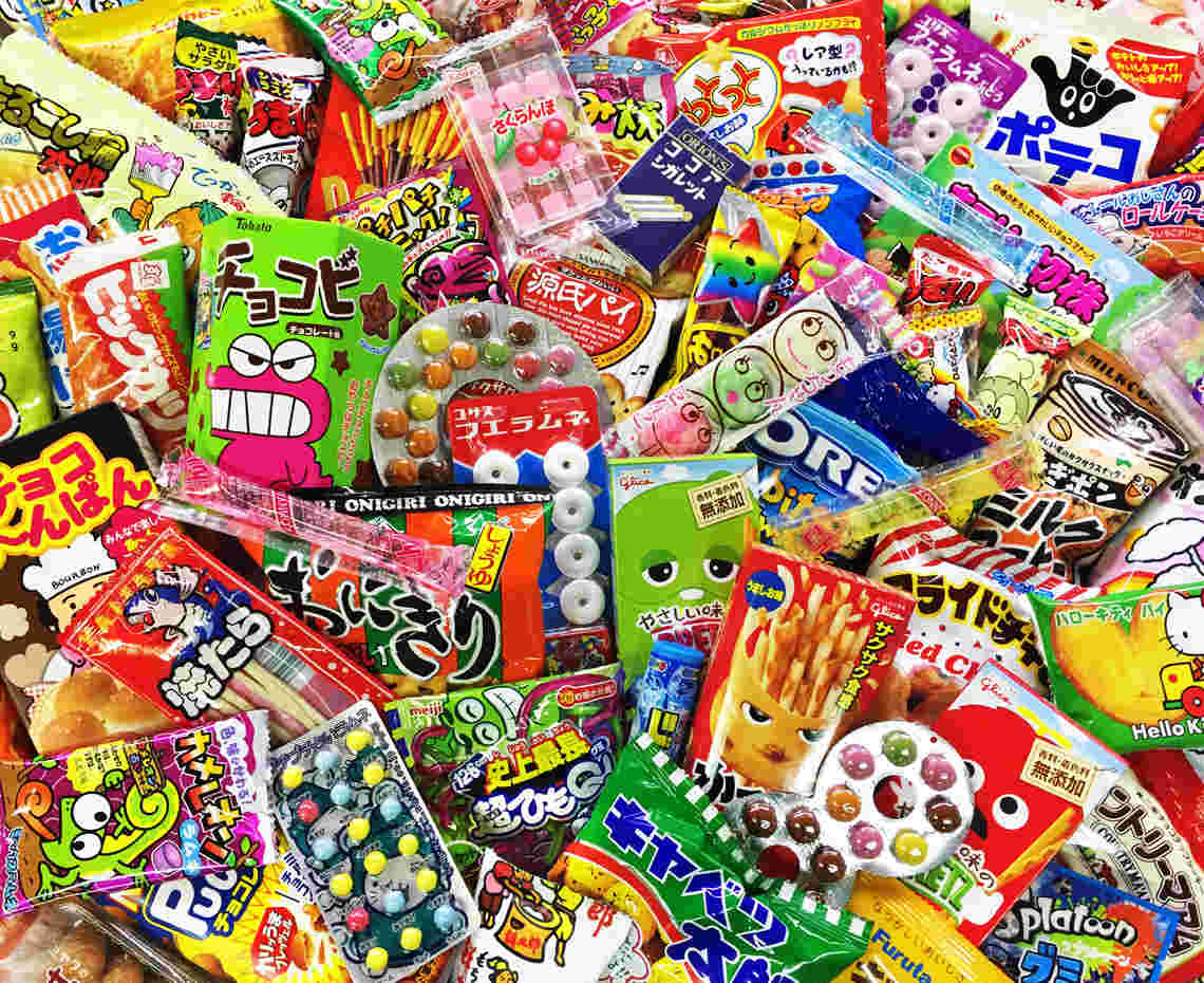 画面いっぱいの駄菓子