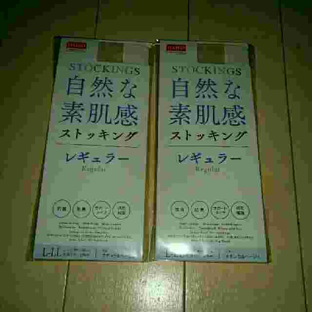 自然な素肌感ストッキング