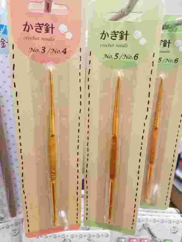 セリアの両かぎ針