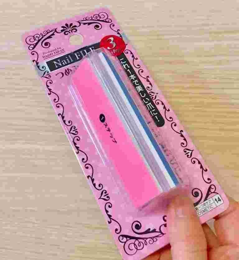 やすり面に順番が書いてあり使いやすい3ステップネイルケア