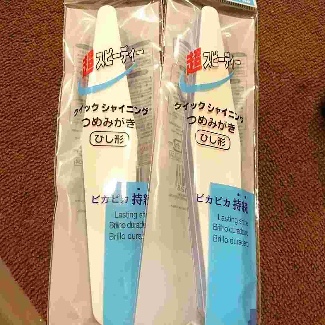 ダイソーの中でも人気の高いクイックシャイニング