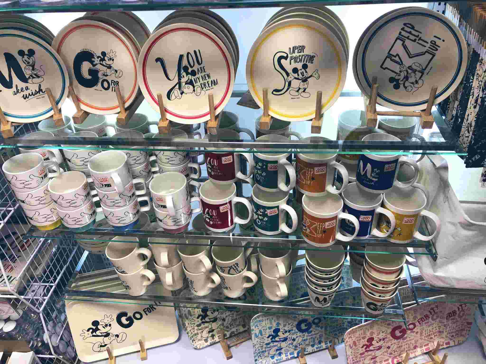 ダイソーのディズニーコーナー