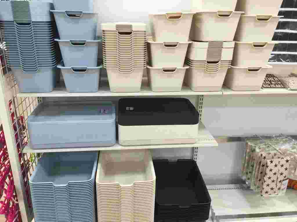 蓋つきコンテナボックス