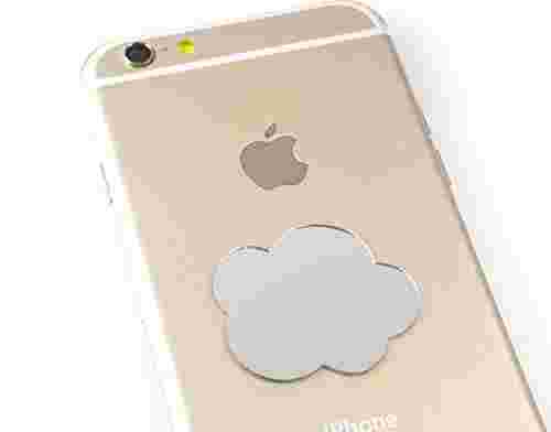 スマホの裏に貼ったミラーシート