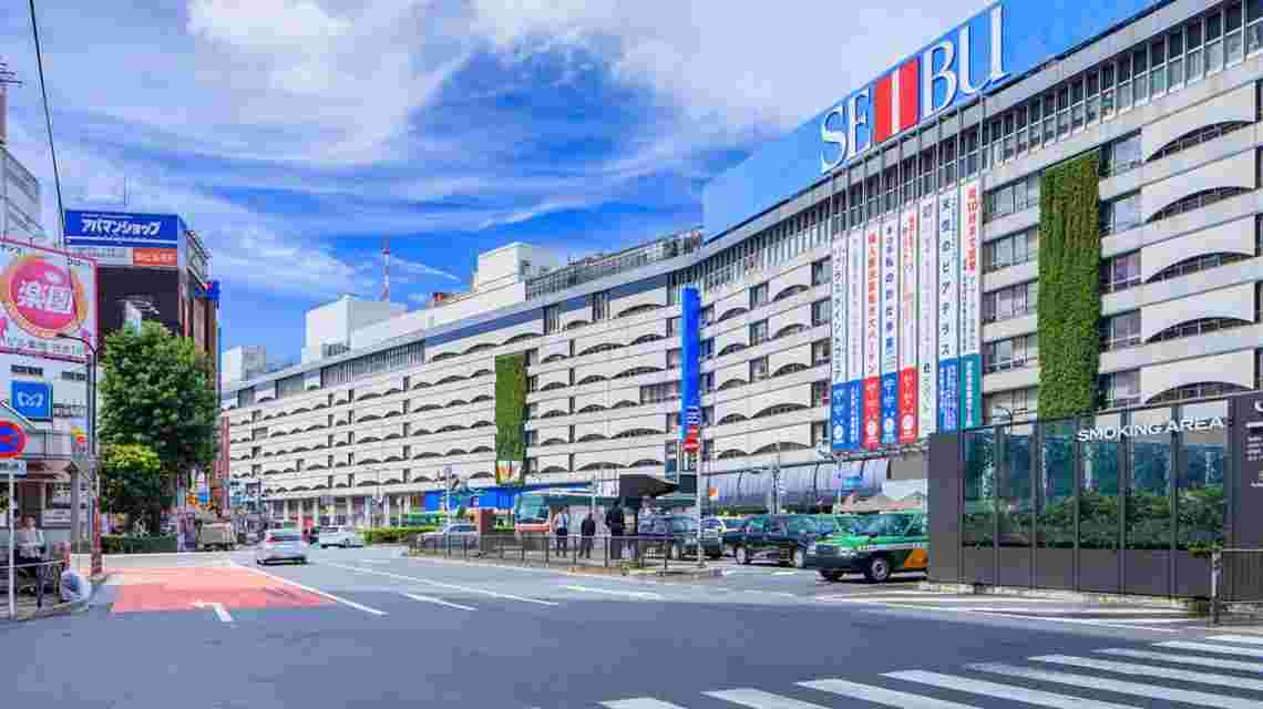 池袋駅東口ロータリー