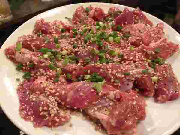 タレの絡んでいるお肉