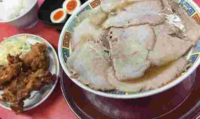 もっこす 王子公園店のチャーシュー麺