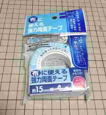 セリアの布に使える強力両面テープの商品画像