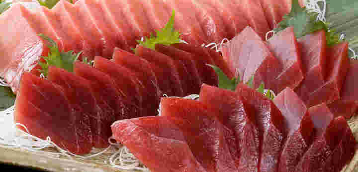 マグロの刺身画像