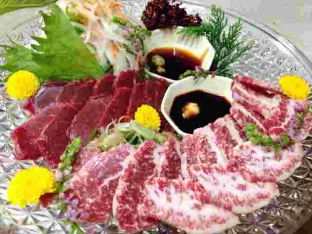 色々な馬刺し