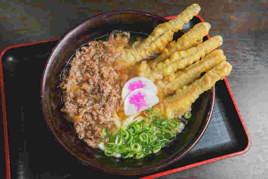 資さんうどんの人気料理