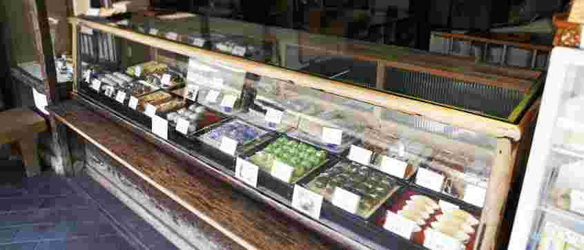 中村軒の店内