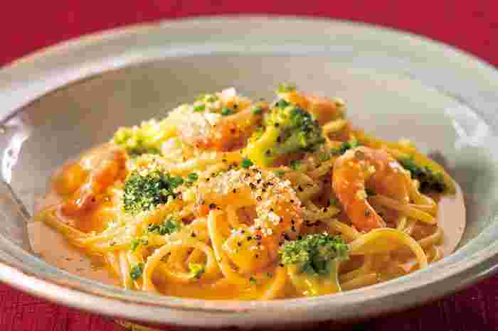 プリプリ海老の濃厚イセエビソースパスタ