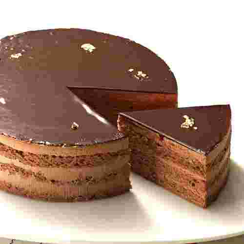 チョコレートケーキ　ホール
