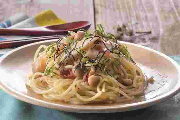 梅肉きのこのオイルパスタ 大葉風味