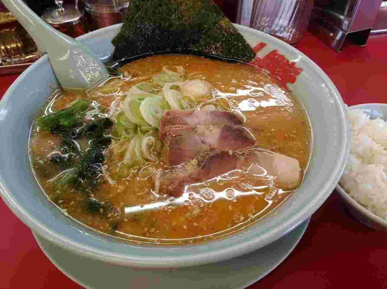 山岡家の特製ラーメン