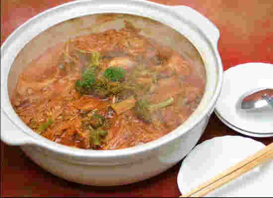 白菜とひき肉のトマトスープ