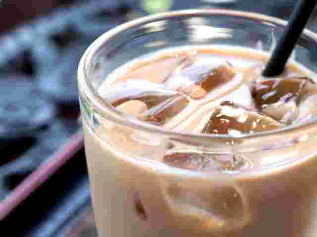 カフェオレの上部のアップ