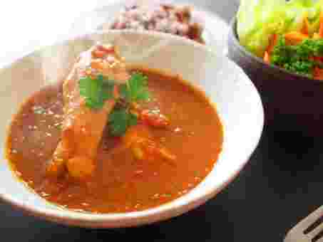 鶏足を使ったチキンカレー