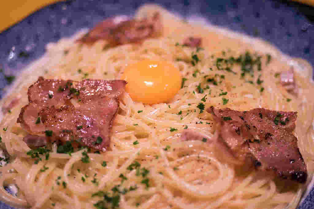 カルボナーラ炭焼人風 