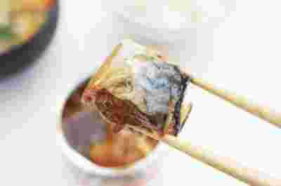 鯖缶の切り身