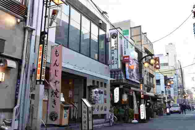 つる次郎の店舗外観