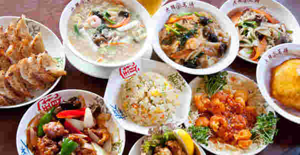 餃子や炒飯など大阪王将の料理の数々