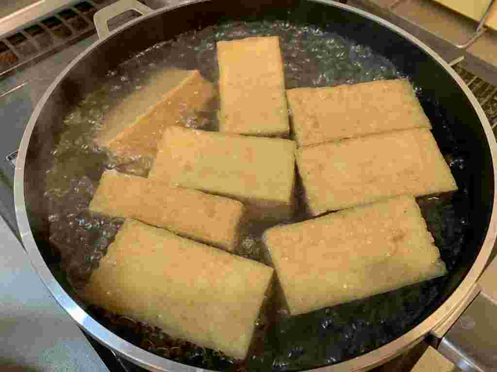 厚揚げの油抜きの画像