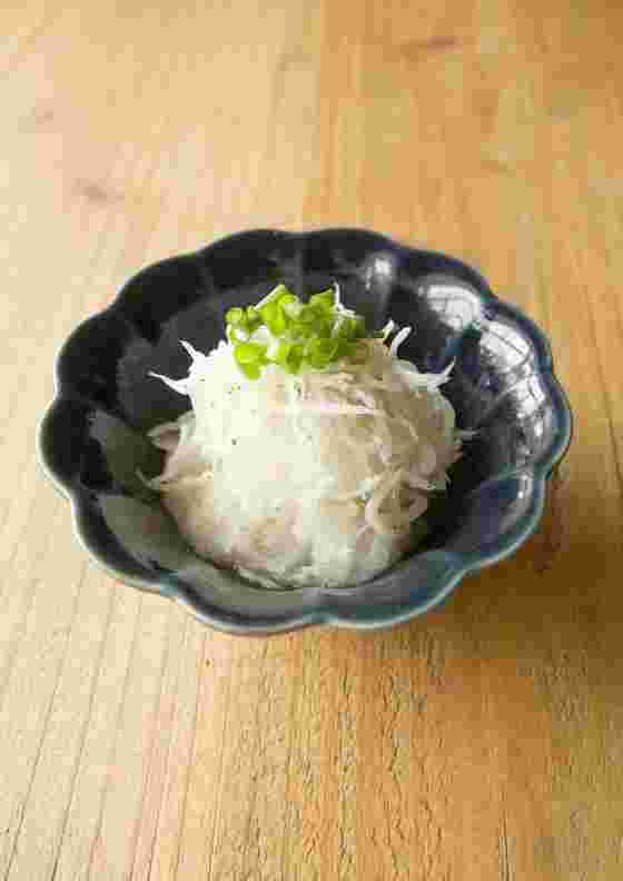 器に入った大根おろし