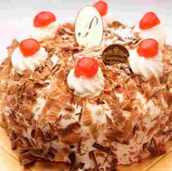 家庭で焼いたケーキのイメージ