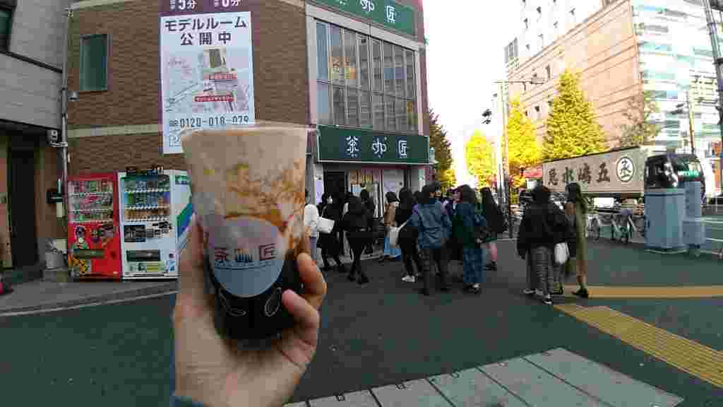 タピオカ専門店「茶加匠」に並ぶ行列