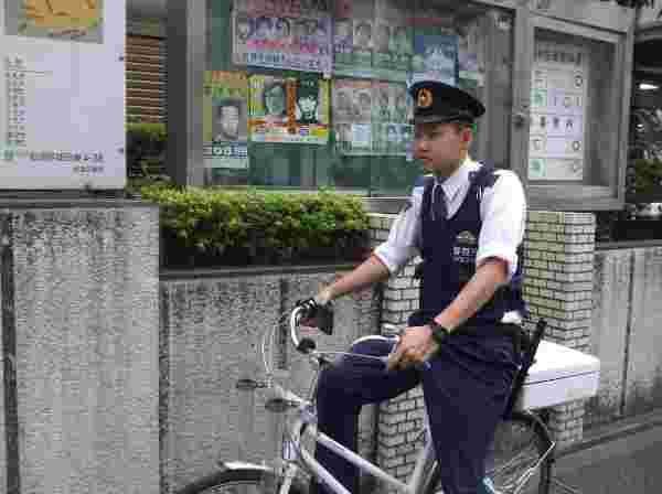 警察官の巡回
