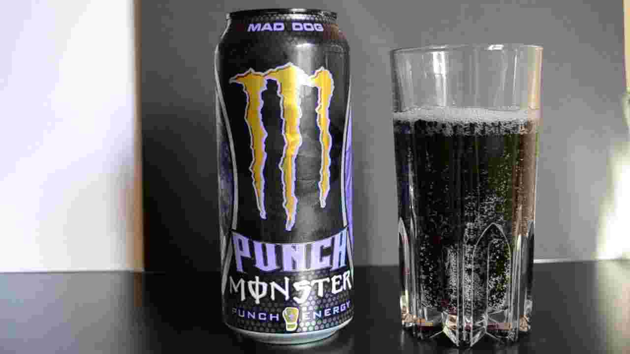 MONSTER ENERGY DUB Mad Dog
