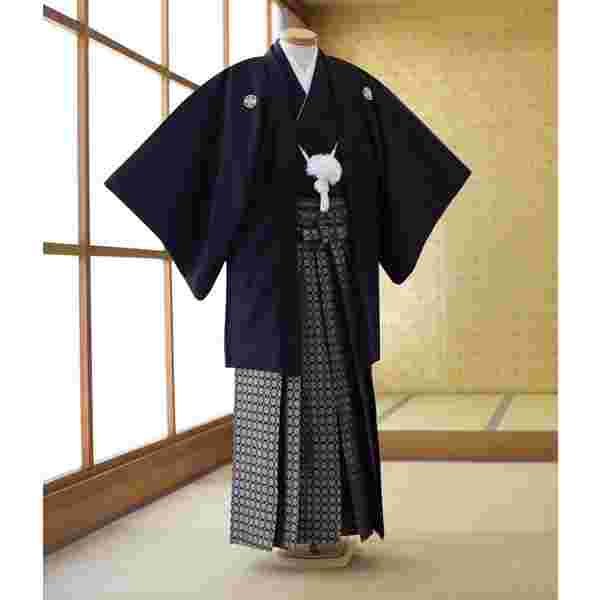黒紋付と羽織り袴