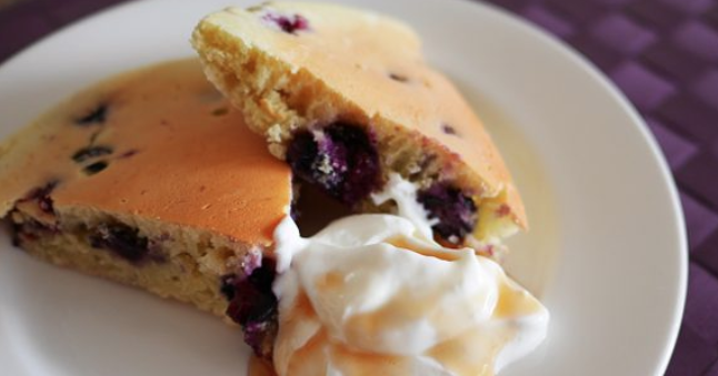 ブルーベリー入りパンケーキ