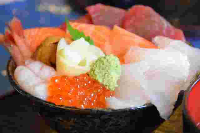 海鮮丼