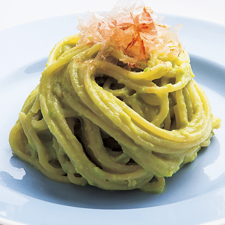 アボカドソースパスタ