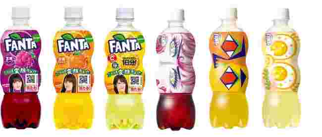 色々な種類の飲料水を並べているところ。