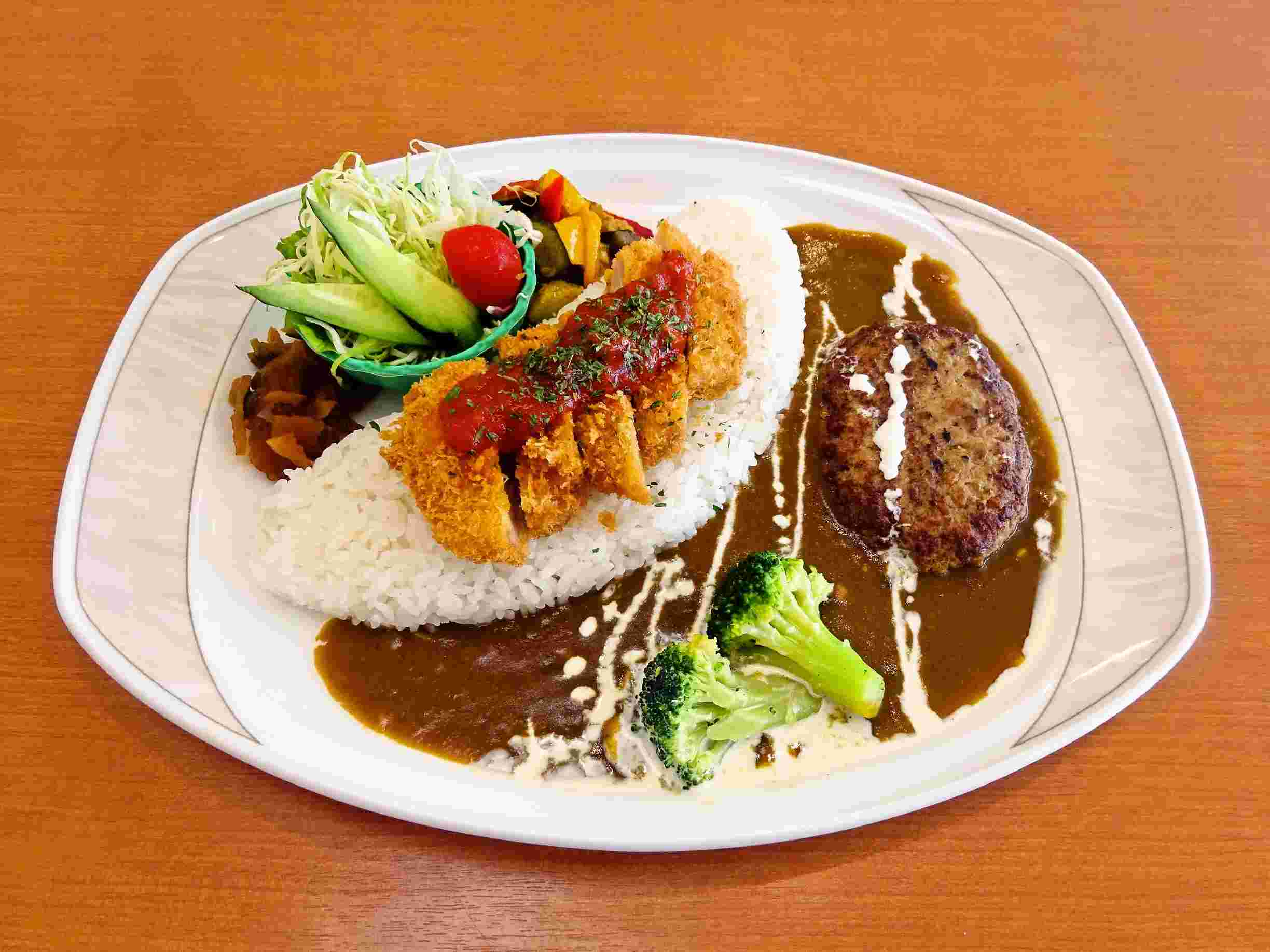 鳥海ダムカレー