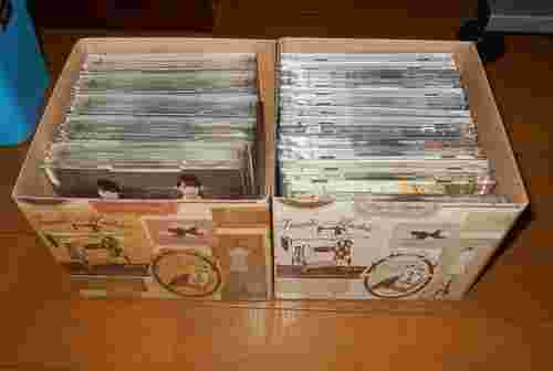 沢山のCDが入ったケース