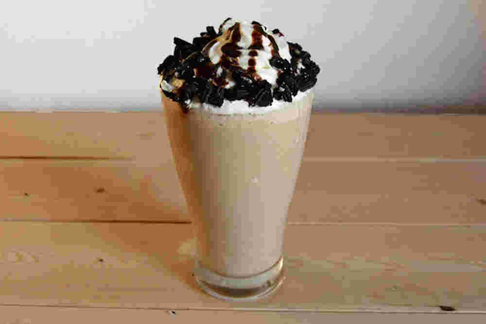 手作りのチョコレートフラペチーノ