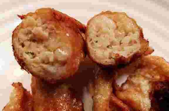 鶏皮餃子の断面