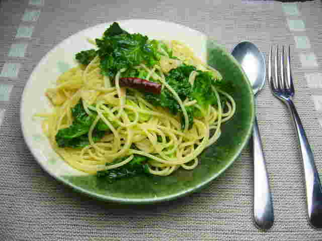 プチヴェールを使用したパスタ