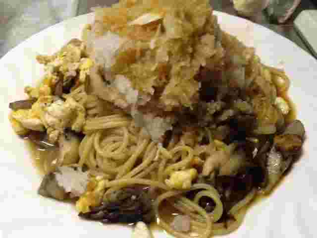 大根おろしと舞茸のめんつゆパスタ