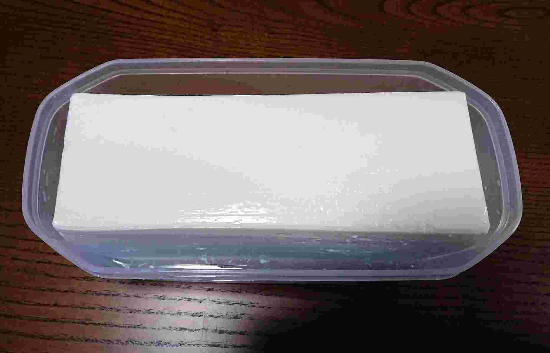 タッパーに入ったレアチーズ