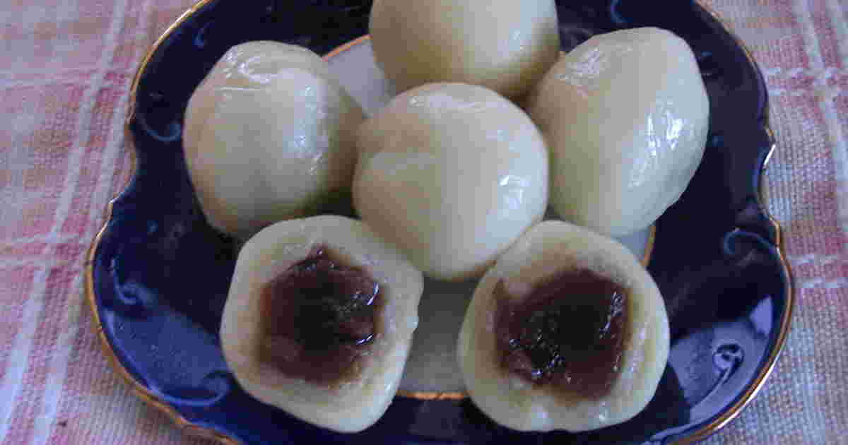 水ようかん入り豆腐白玉