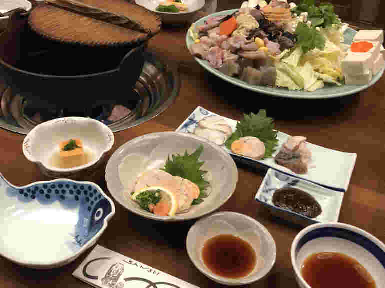 アンコウ鍋の材料